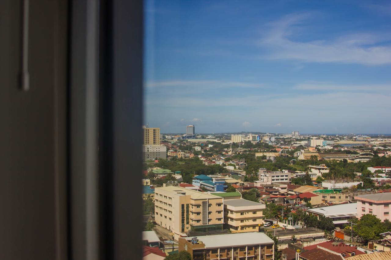 Appartamento Mabolo Garden Flat A7 Near Ayala Mall Cebu Esterno foto